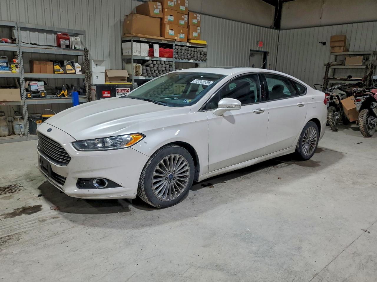 Ford Fusion Titanium Image 1
