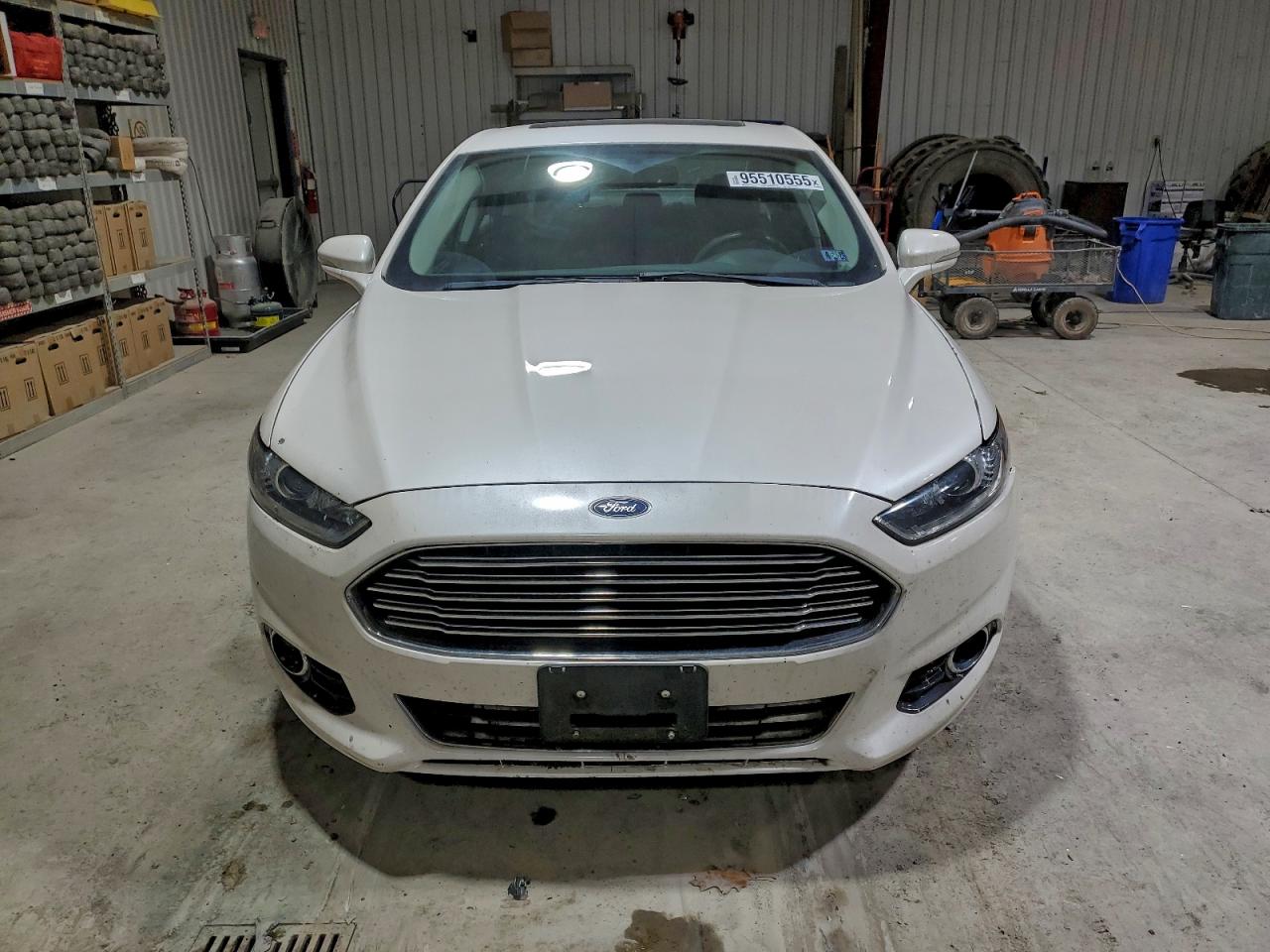 Ford Fusion Titanium Image 3