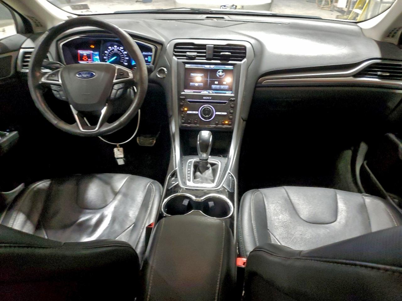 Ford Fusion Titanium Image 5