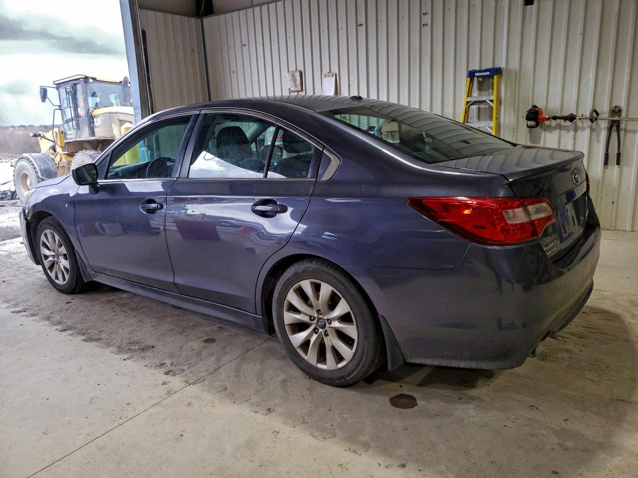 Subaru Legacy 2.5i Premium Image 7