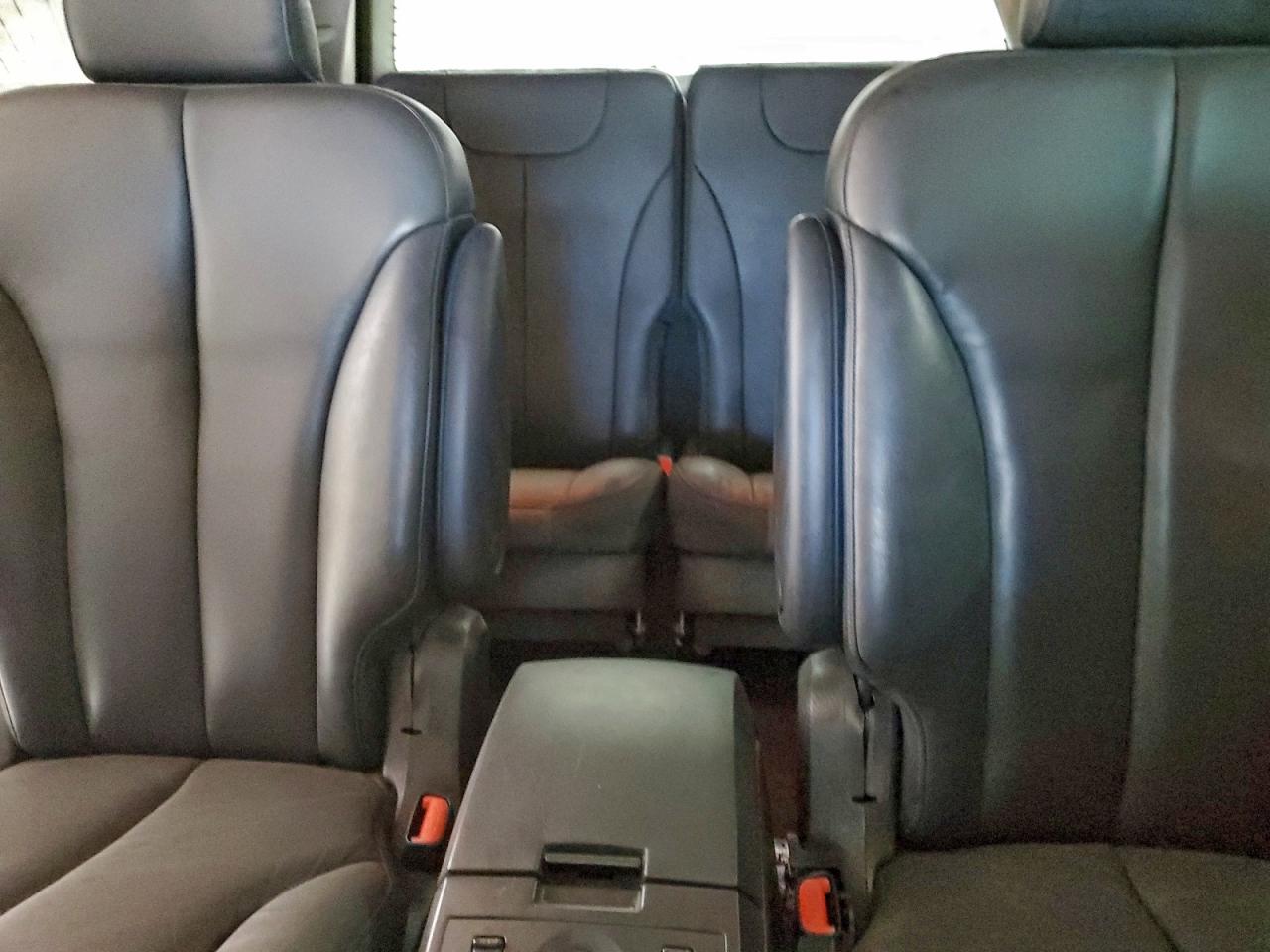 Chrysler Pacifica Touring Image 10