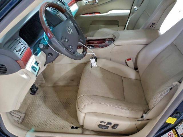 Lexus LS 460 Image 7