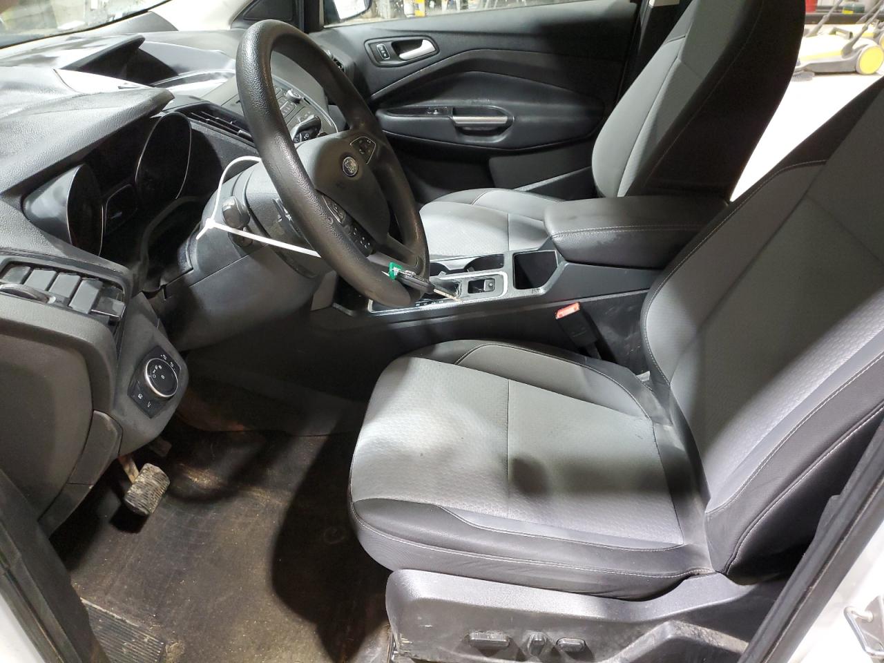 Ford Escape Se Image 6