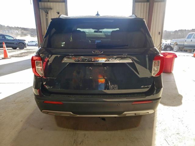Ford Explorer Xlt Image 6