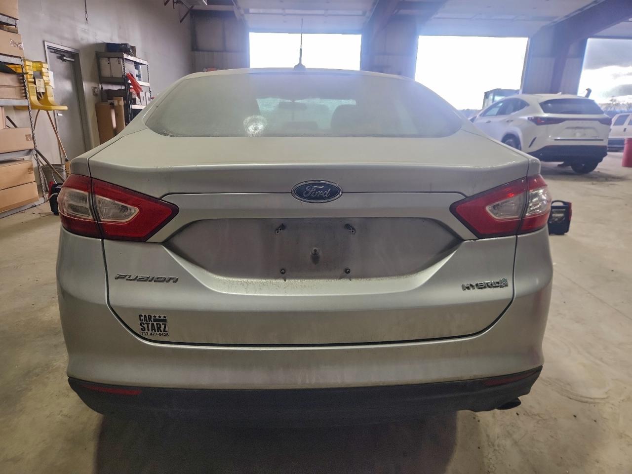 Ford Fusion S Hybrid Image 12