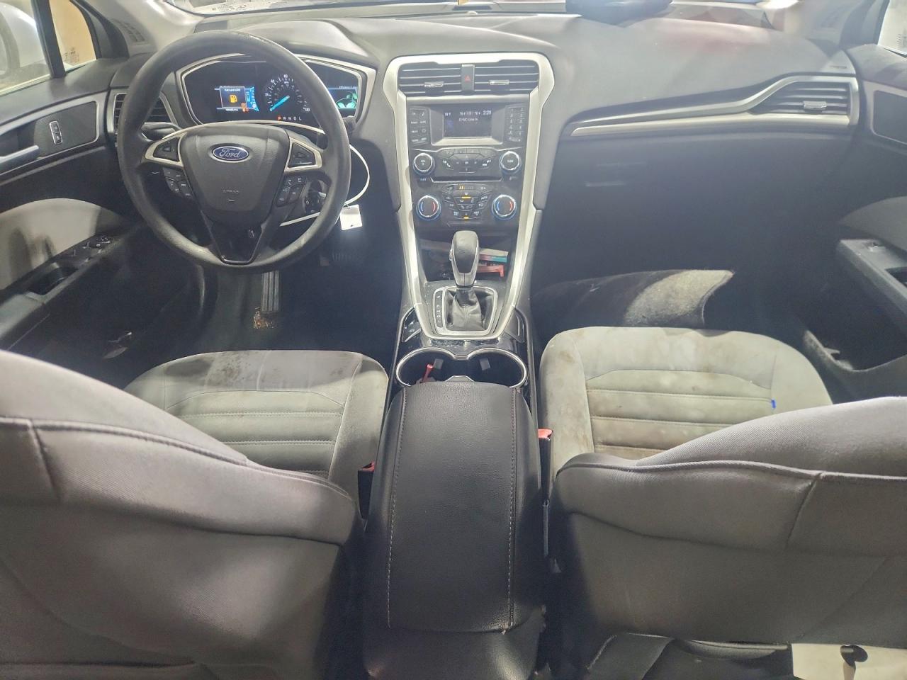 Ford Fusion S Hybrid Image 6