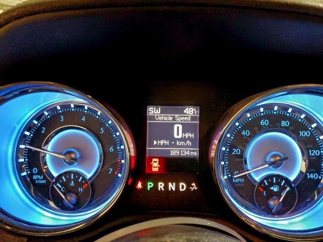 Chrysler 300 Limited Image 11