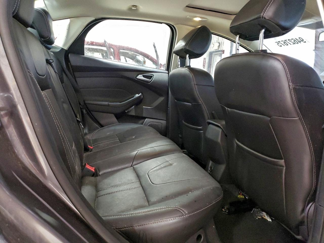 Ford Focus Se Image 10