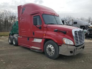  Salvage Freightliner Cascadia 1