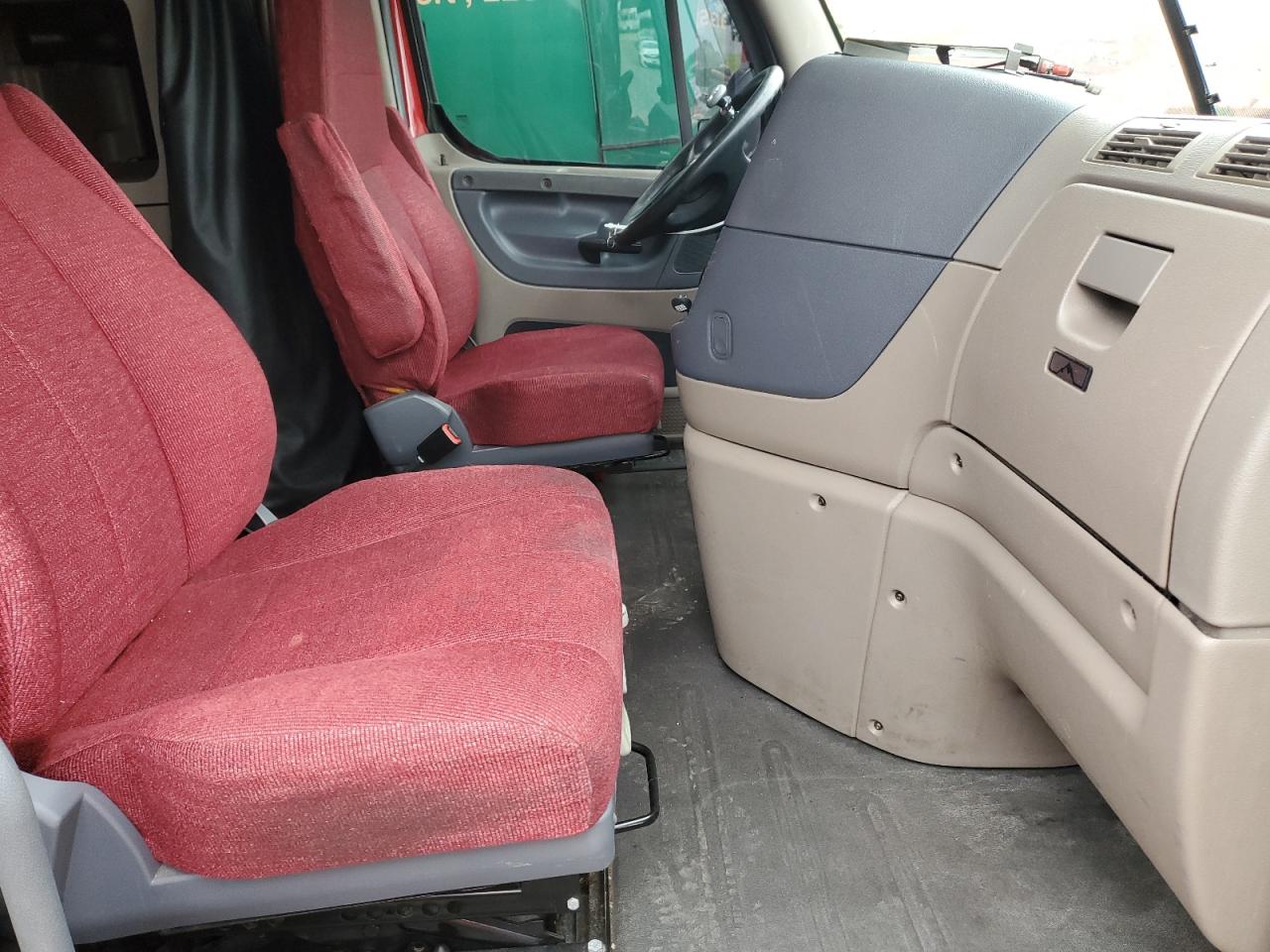 Freightliner Cascadia 1 Image 3